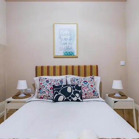 Marques 191 - Classy Modern Flat With Garden Apartment Porto