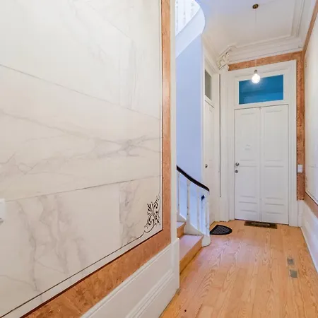 Marques 191 - Classy Modern Flat With Garden * Porto